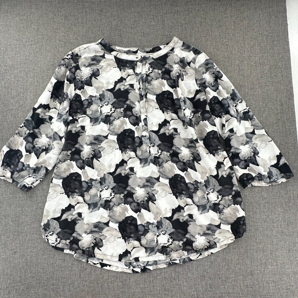 Liz Claiborne Floral Blouse 3/4th Sleeves Black White Gray Round Neck XXL Rayon